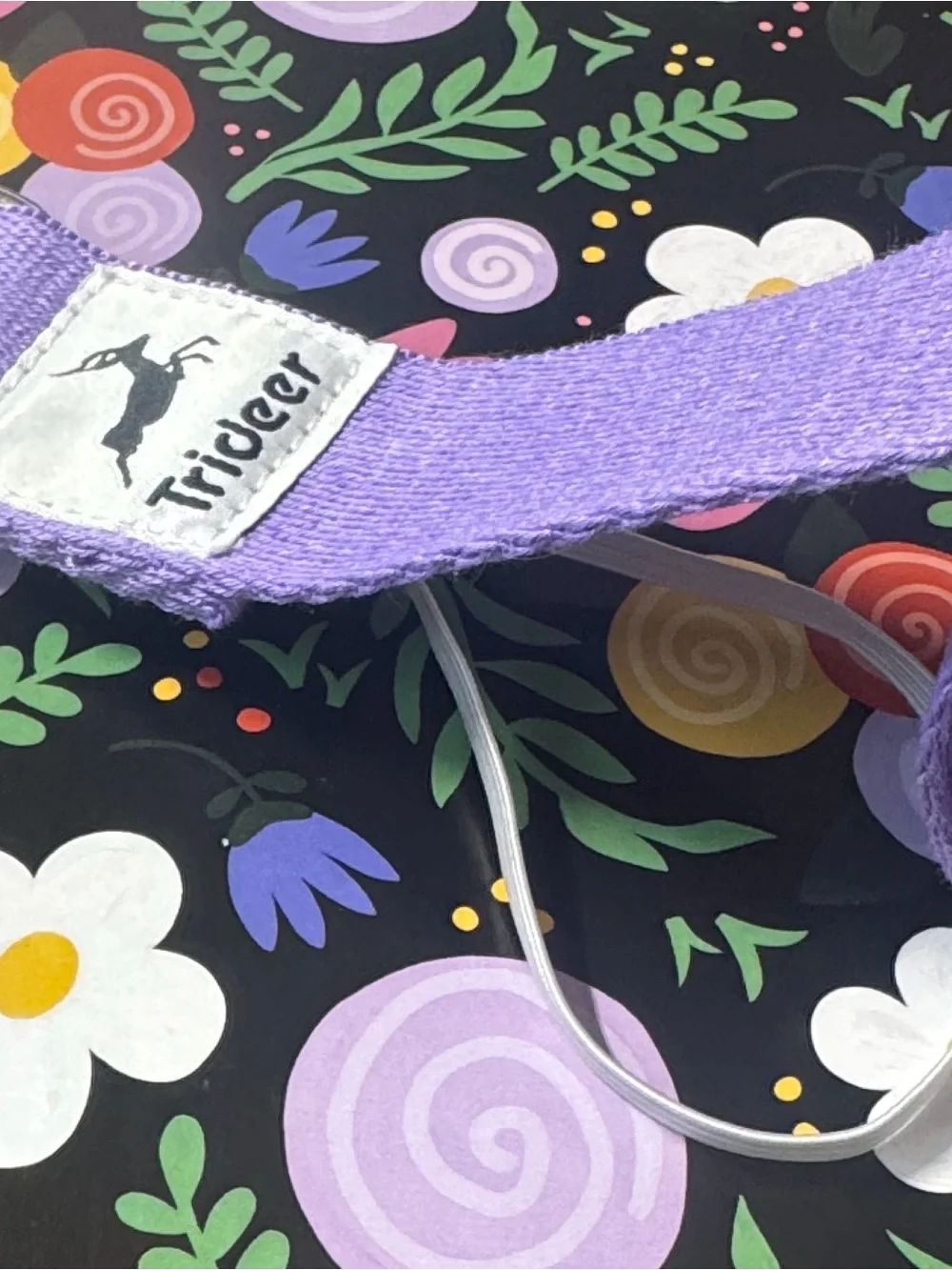 NWT & wrapping TRIDEER extra long purple leash. It measures 95” in total.